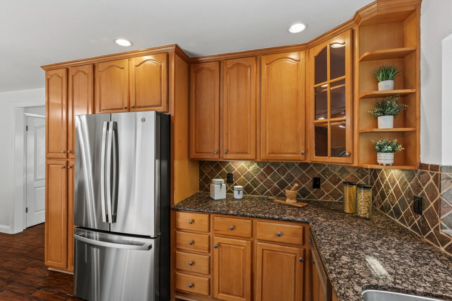 6375 San Anselmo Way