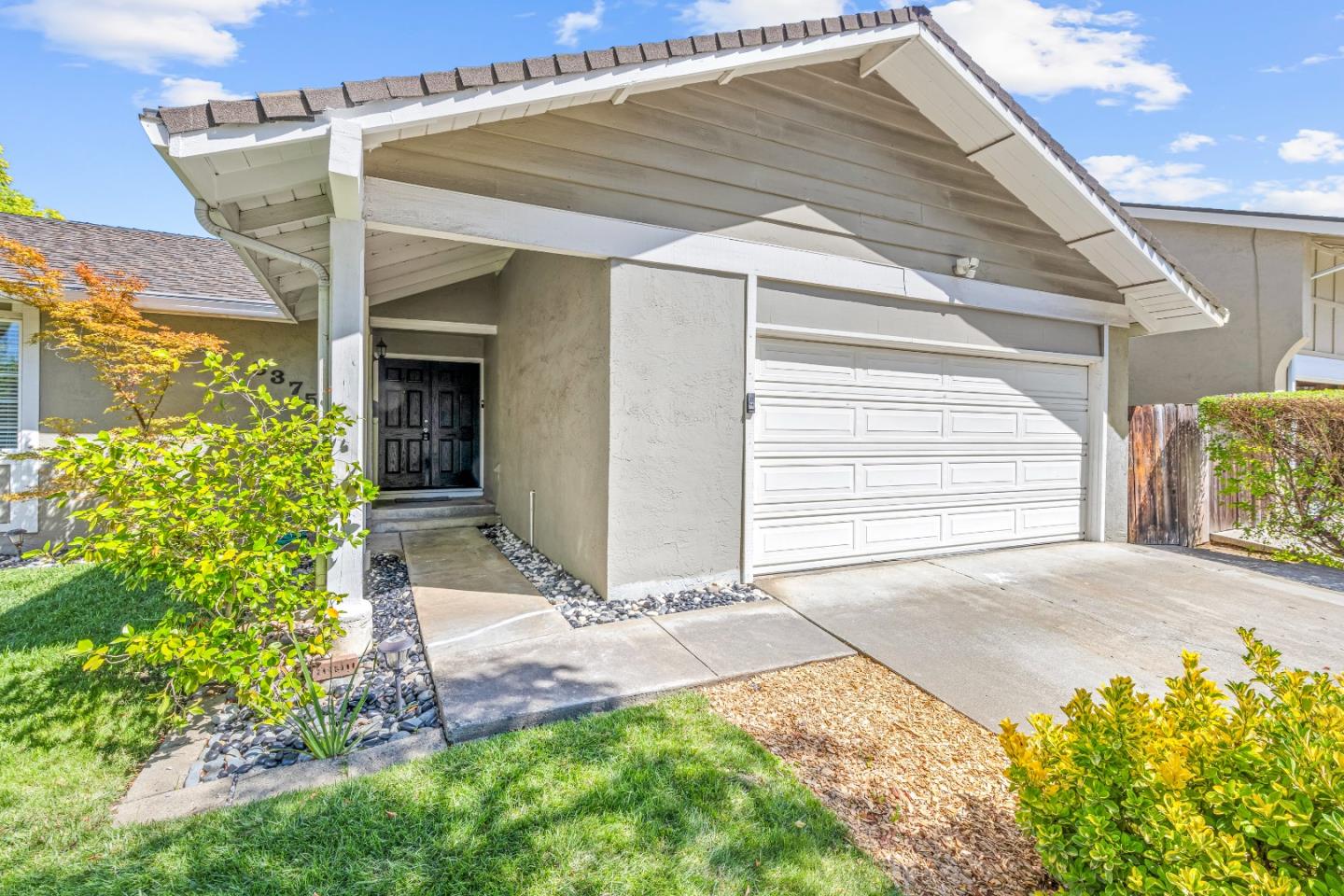 6375 San Anselmo Way