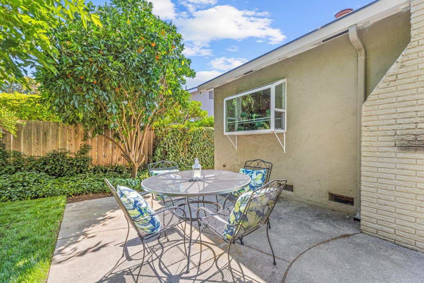 6375 San Anselmo Way
