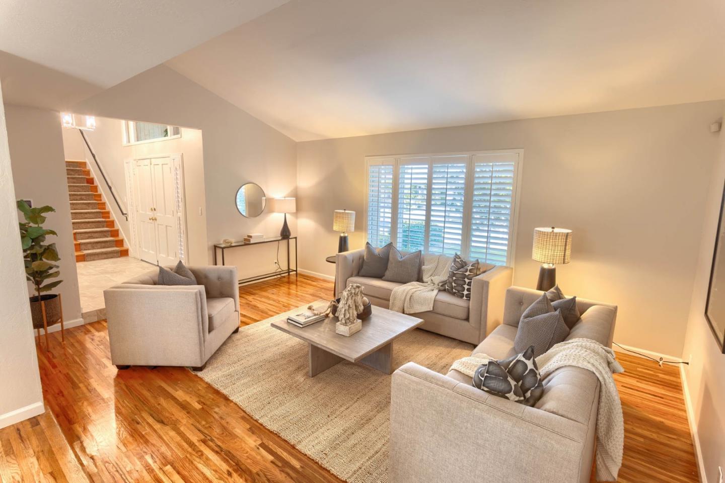 1464 Athenour Court