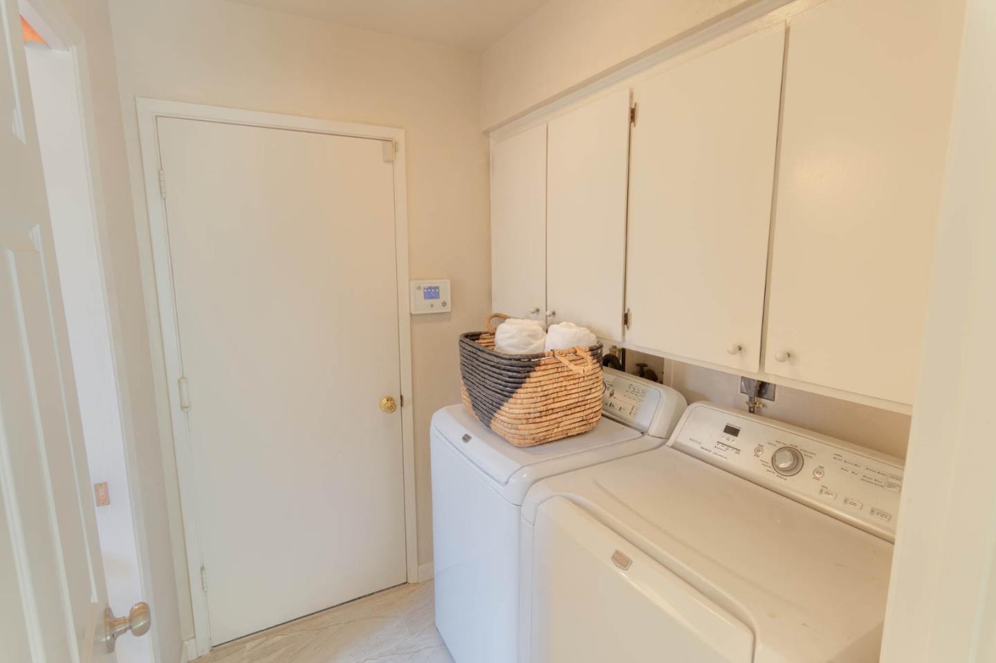1464 Athenour Court