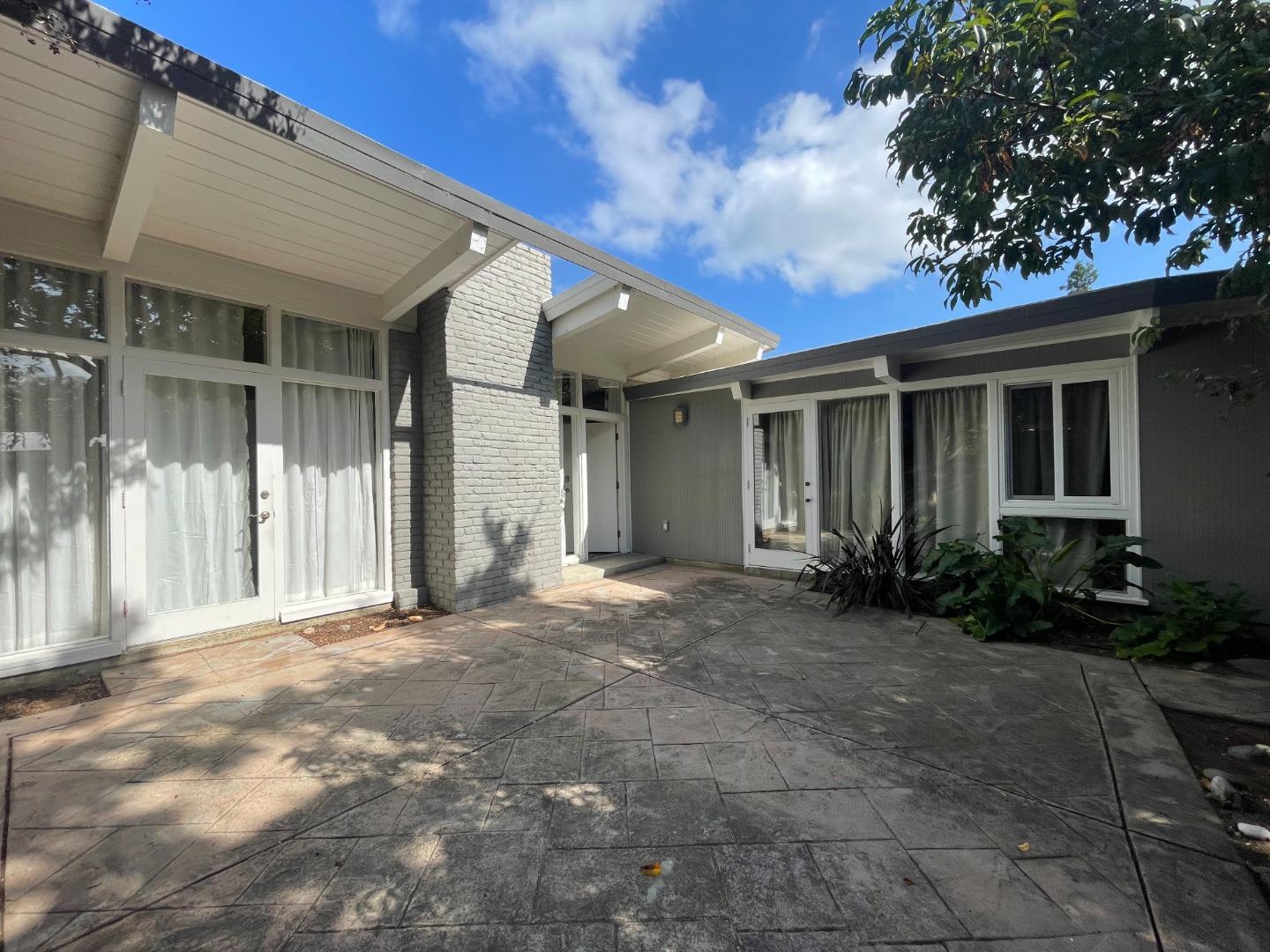 643 Wildwood Lane