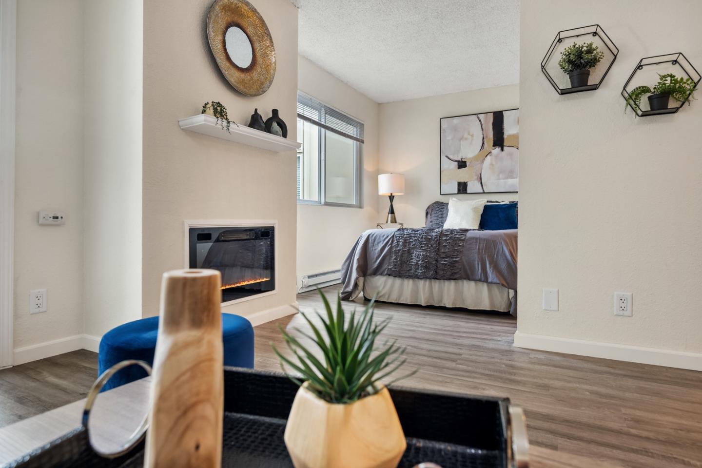 368 Imperial Way 204