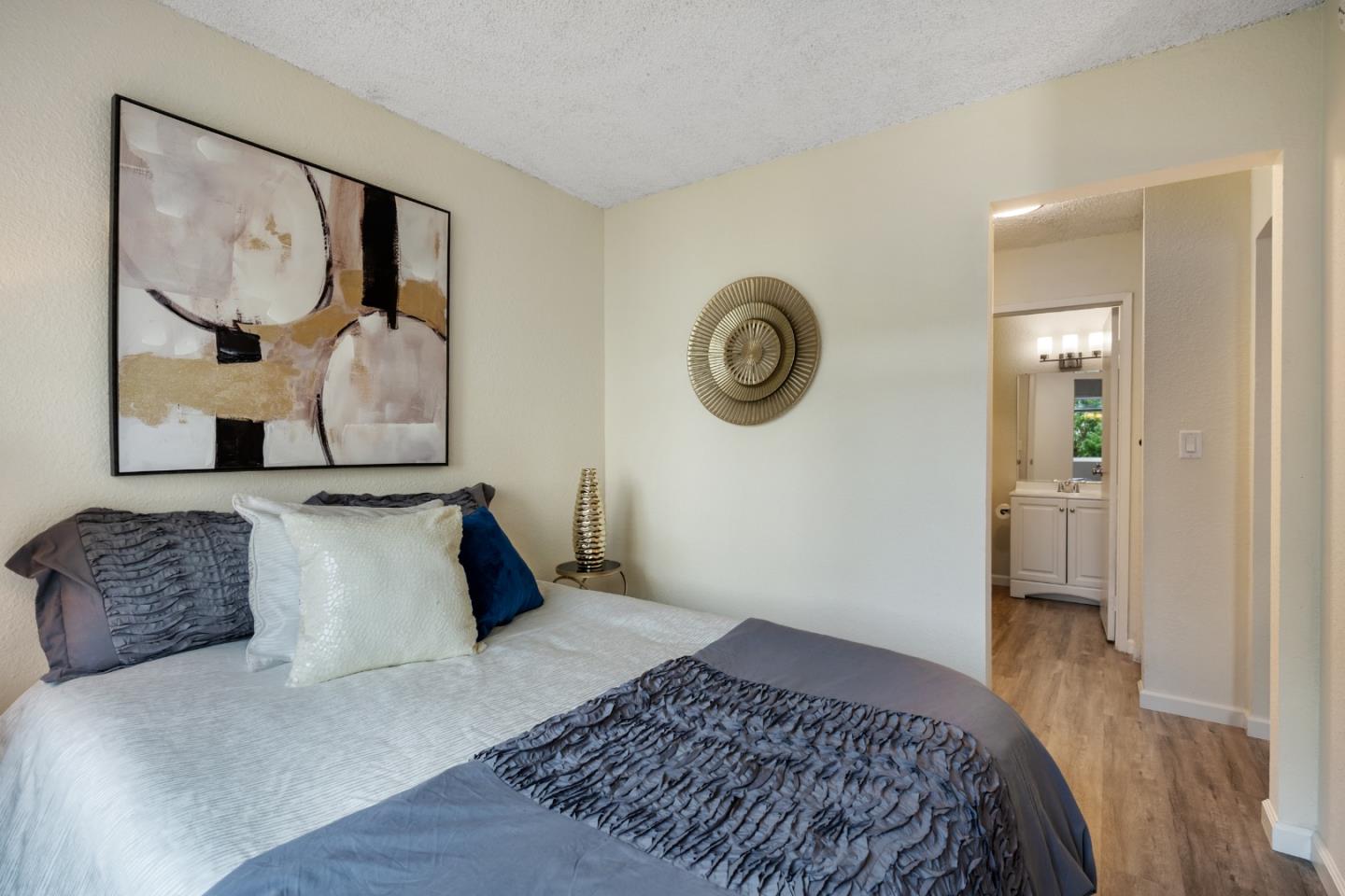 368 Imperial Way 204