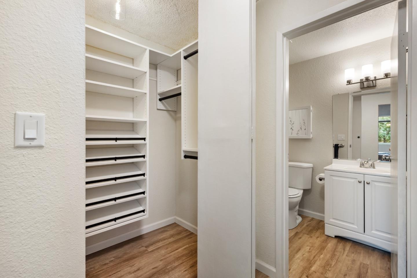 368 Imperial Way 204