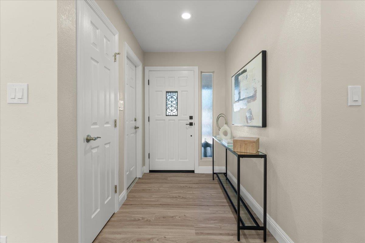 6575 Kaneko Drive