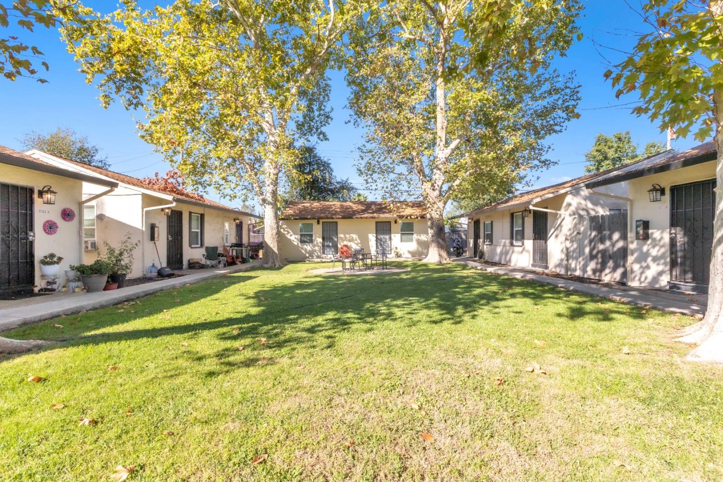 3723 Jasmine Street