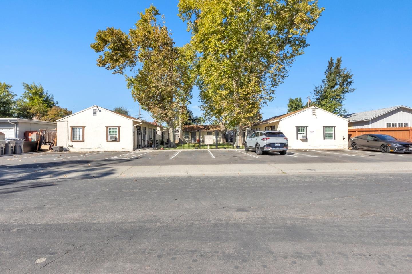 3723 Jasmine Street