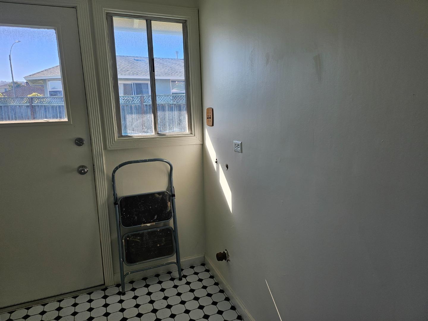 200 Carmelo Lane