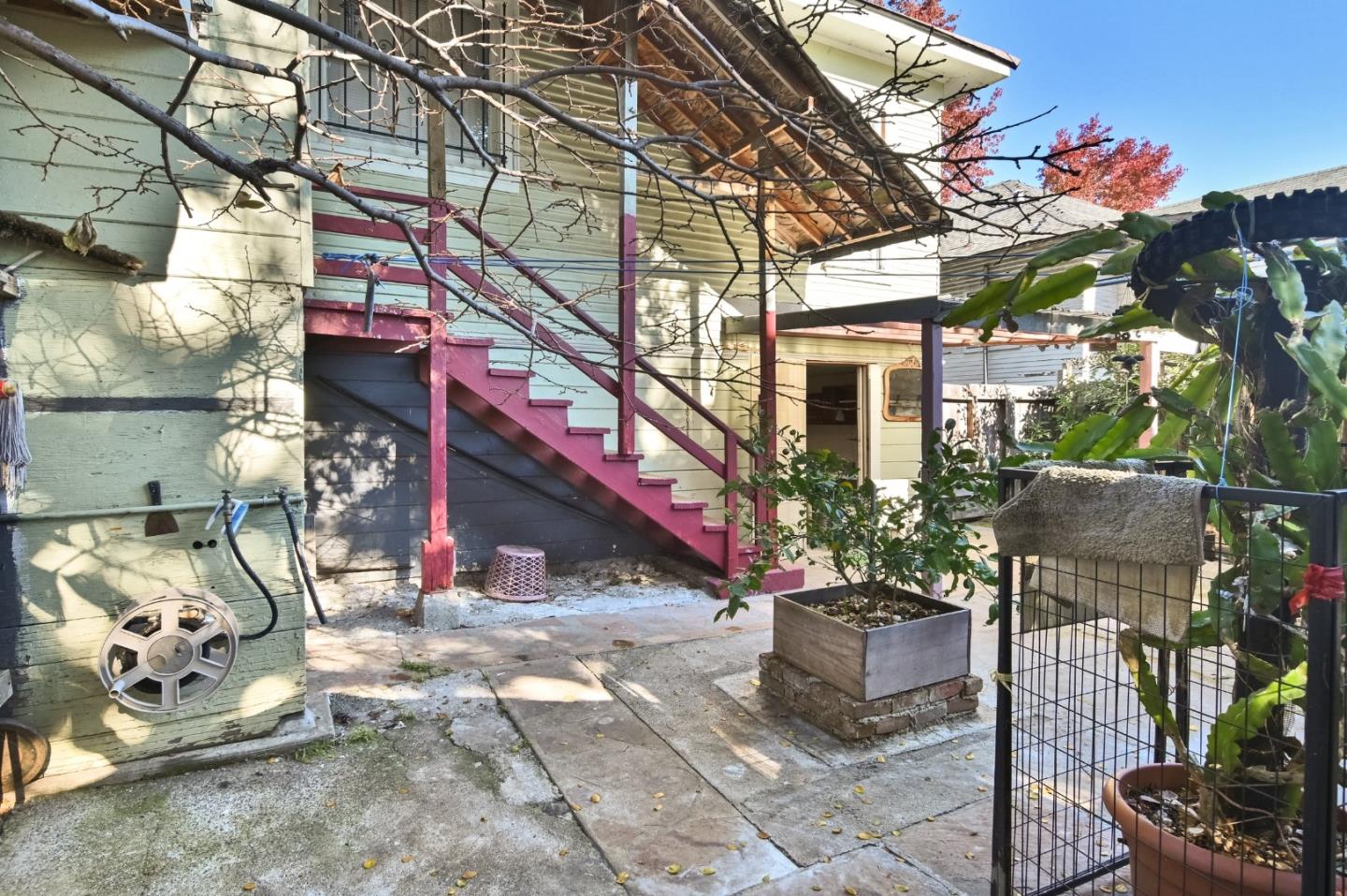 2819 East 23rd Street