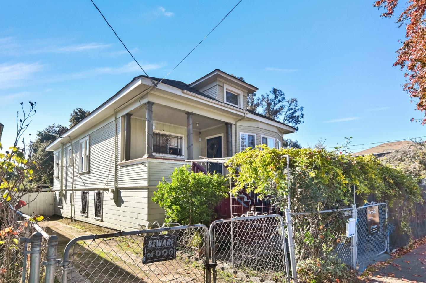 2819 East 23rd Street