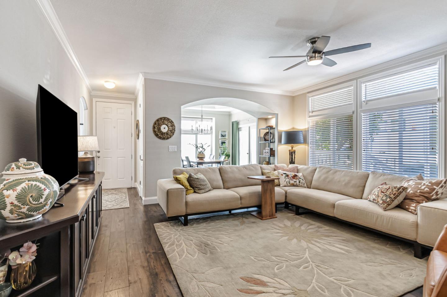 821 Villa Teresa Way Unit: 821