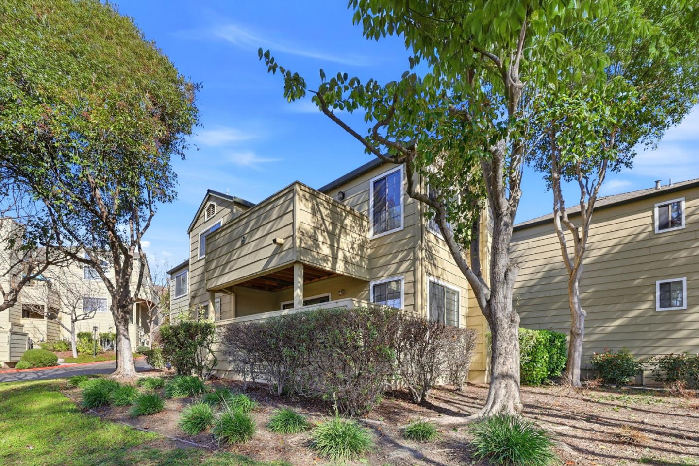 3241 Heather Ridge Court