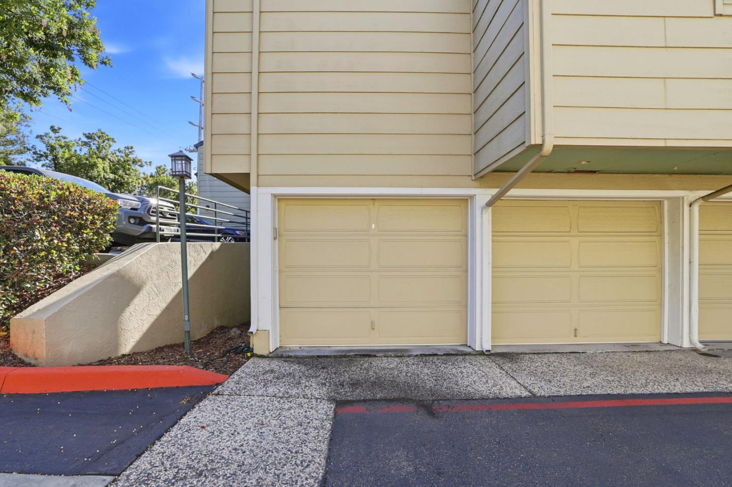 3241 Heather Ridge Court