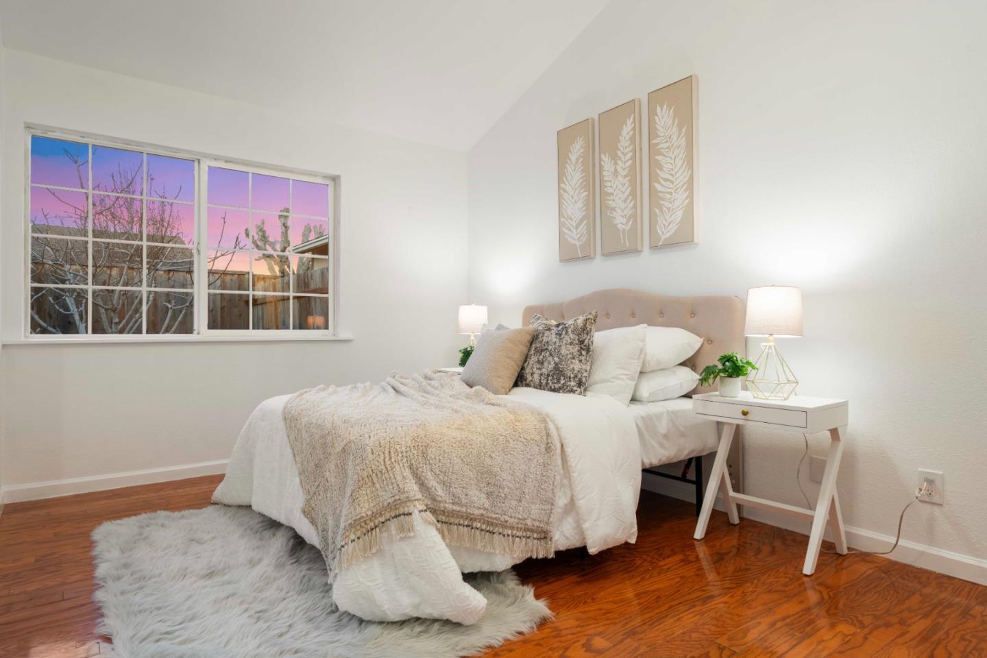 32490 Lake Temescal Lane