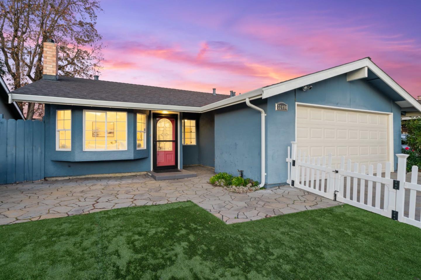 32490 Lake Temescal Lane