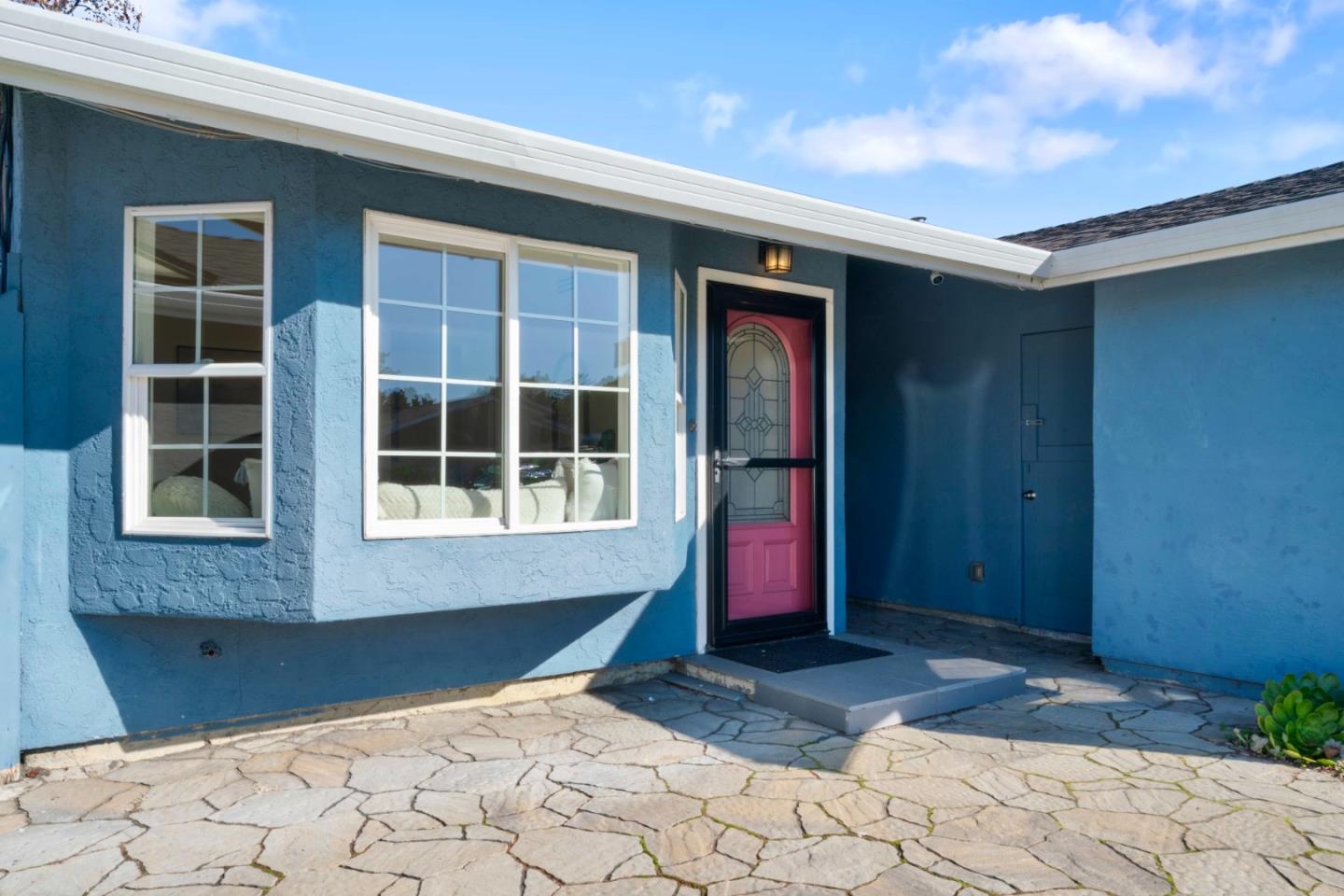32490 Lake Temescal Lane