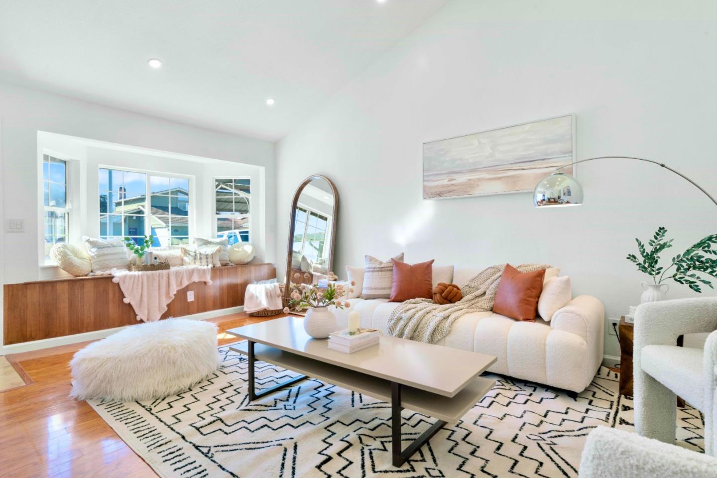 32490 Lake Temescal Lane