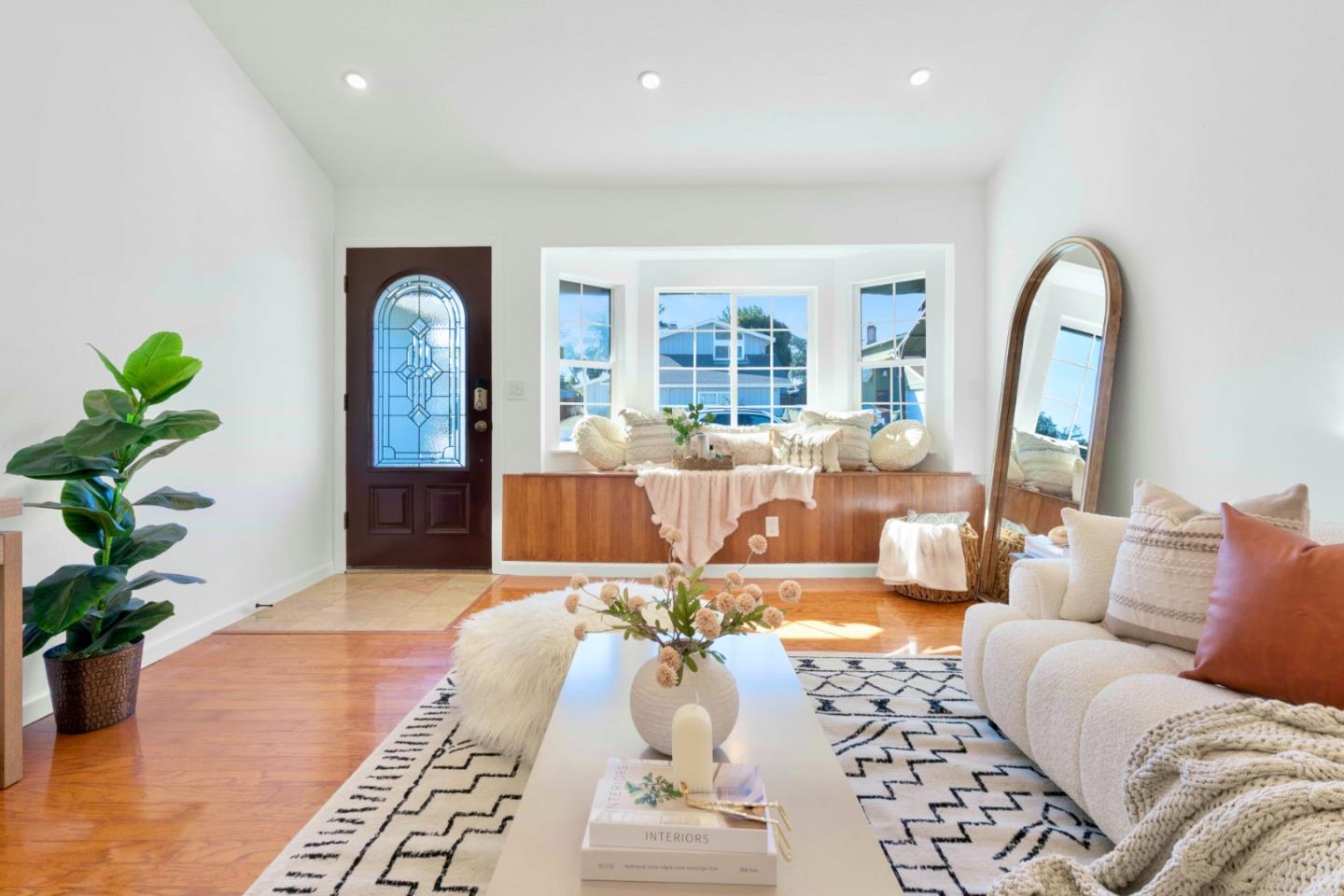 32490 Lake Temescal Lane