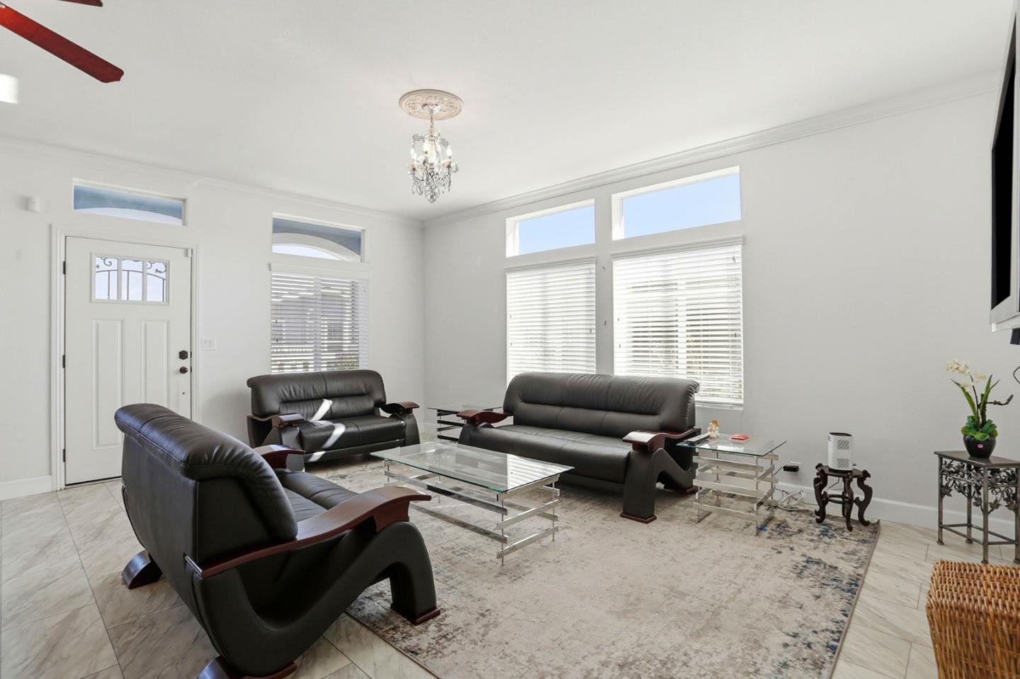 829 Villa Teresa Way Unit: 829