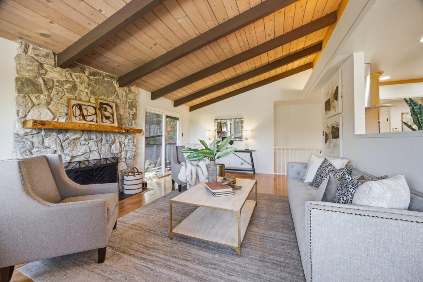 135 Dolton Avenue