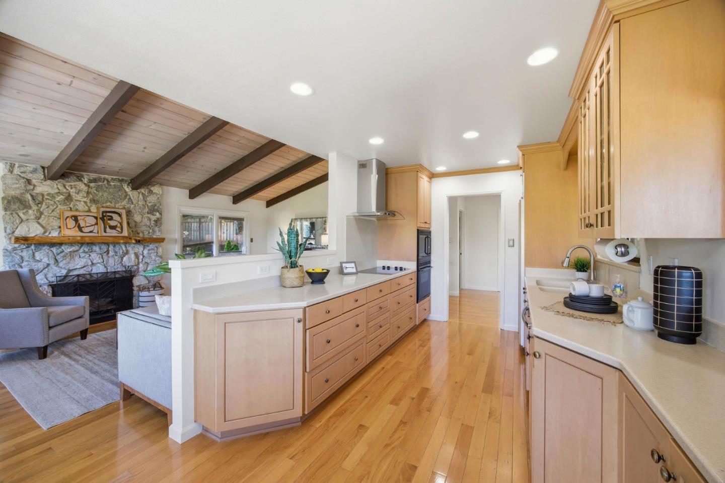 135 Dolton Avenue