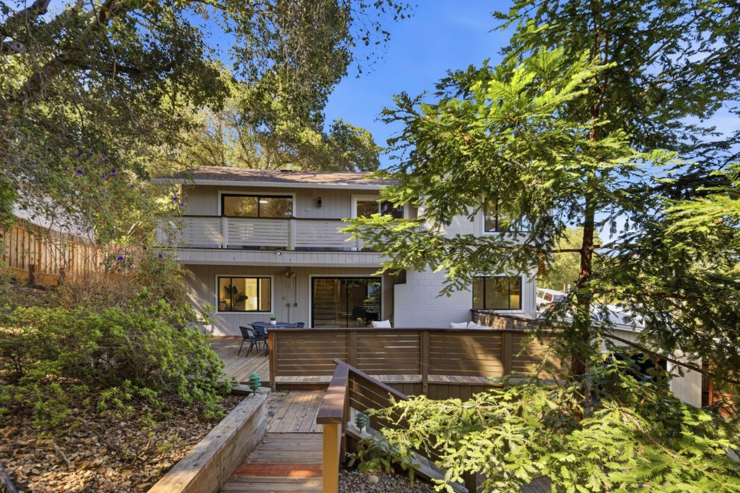 135 Dolton Avenue