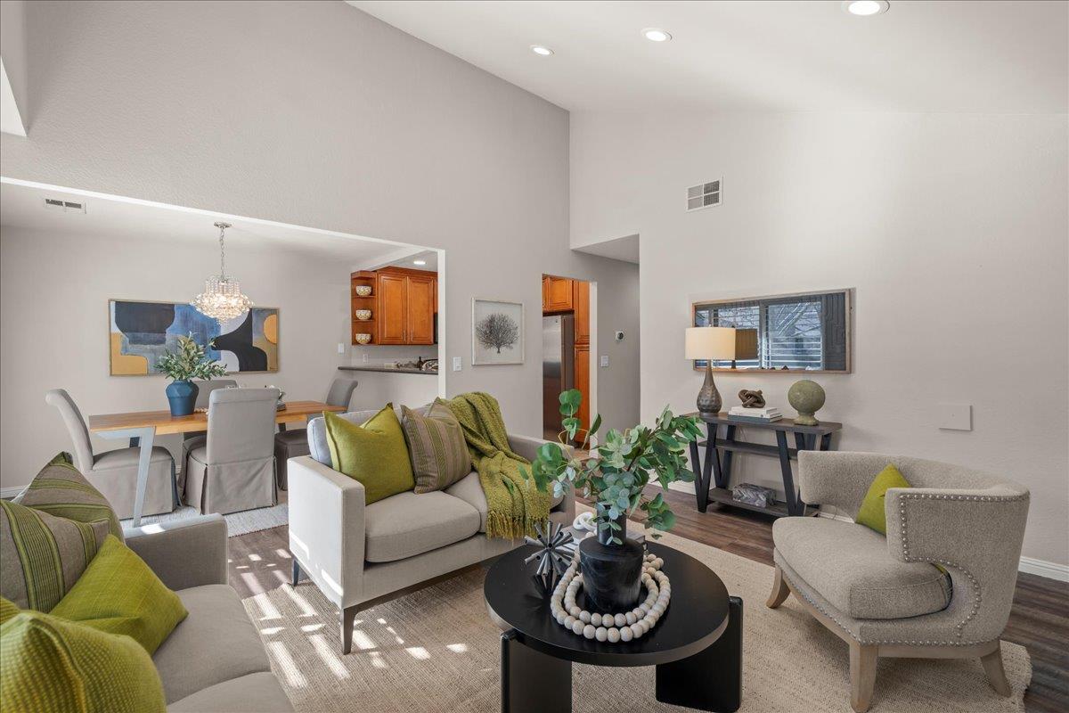1411 La Terrace Circle