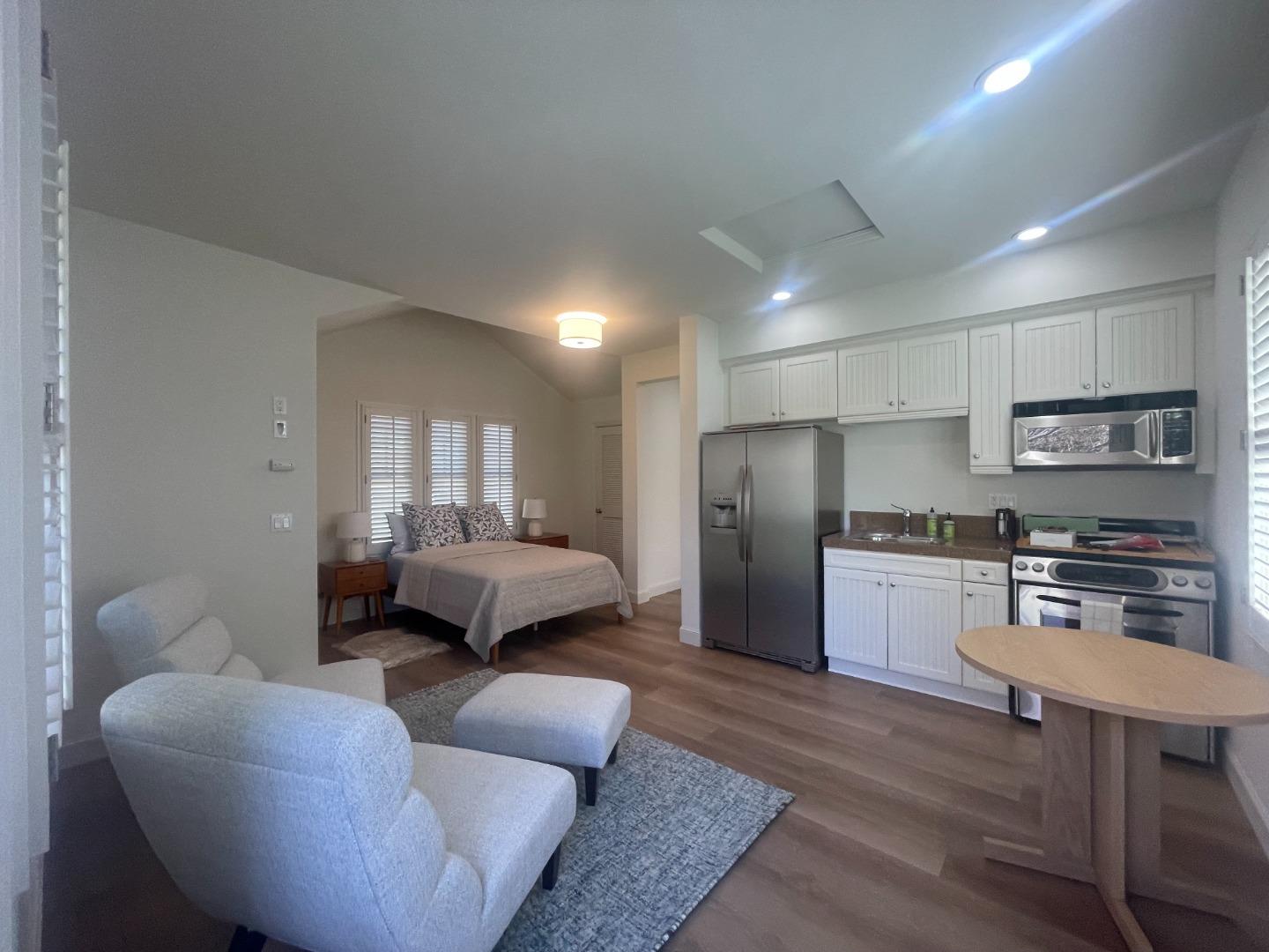 367 Channing Avenue STUDIO ONLY