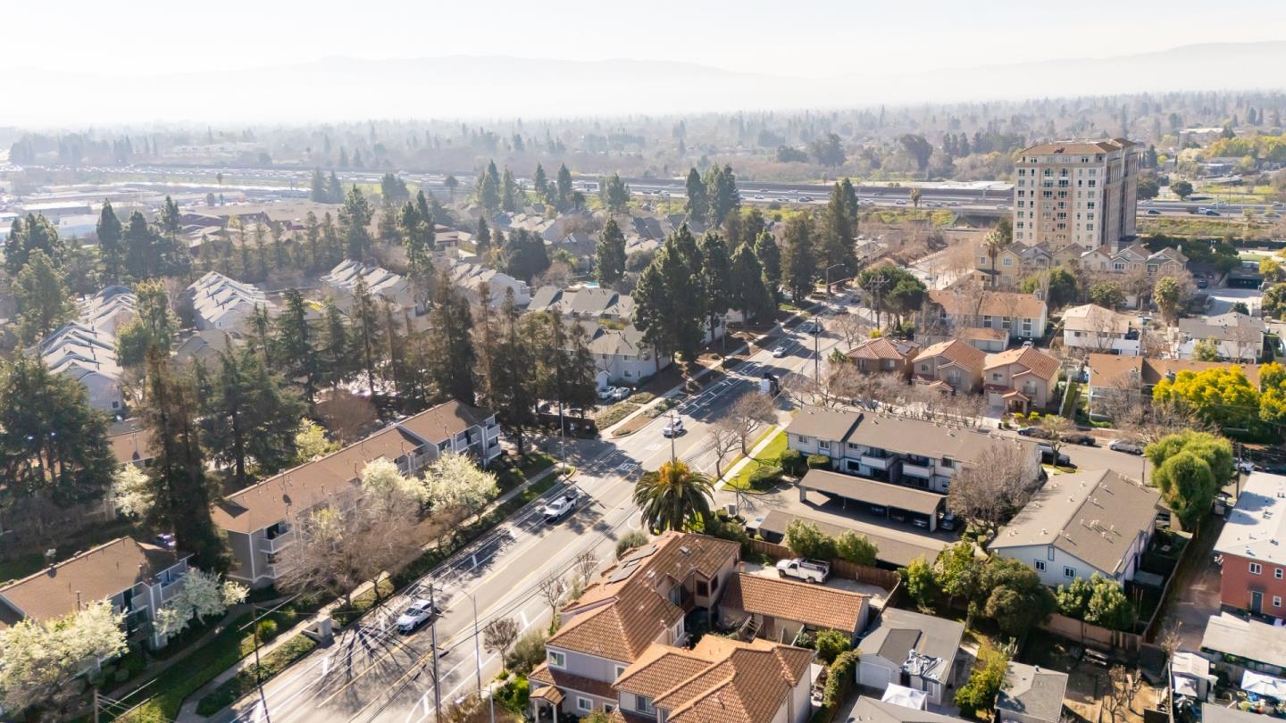 306 Stonegate Circle 306