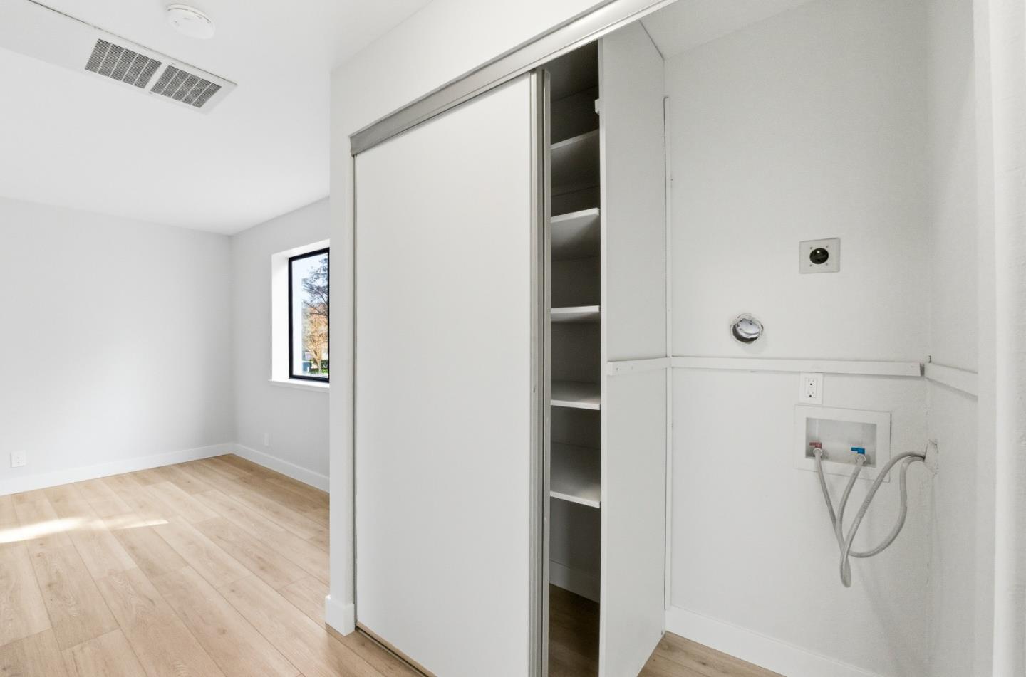 306 Stonegate Circle 306