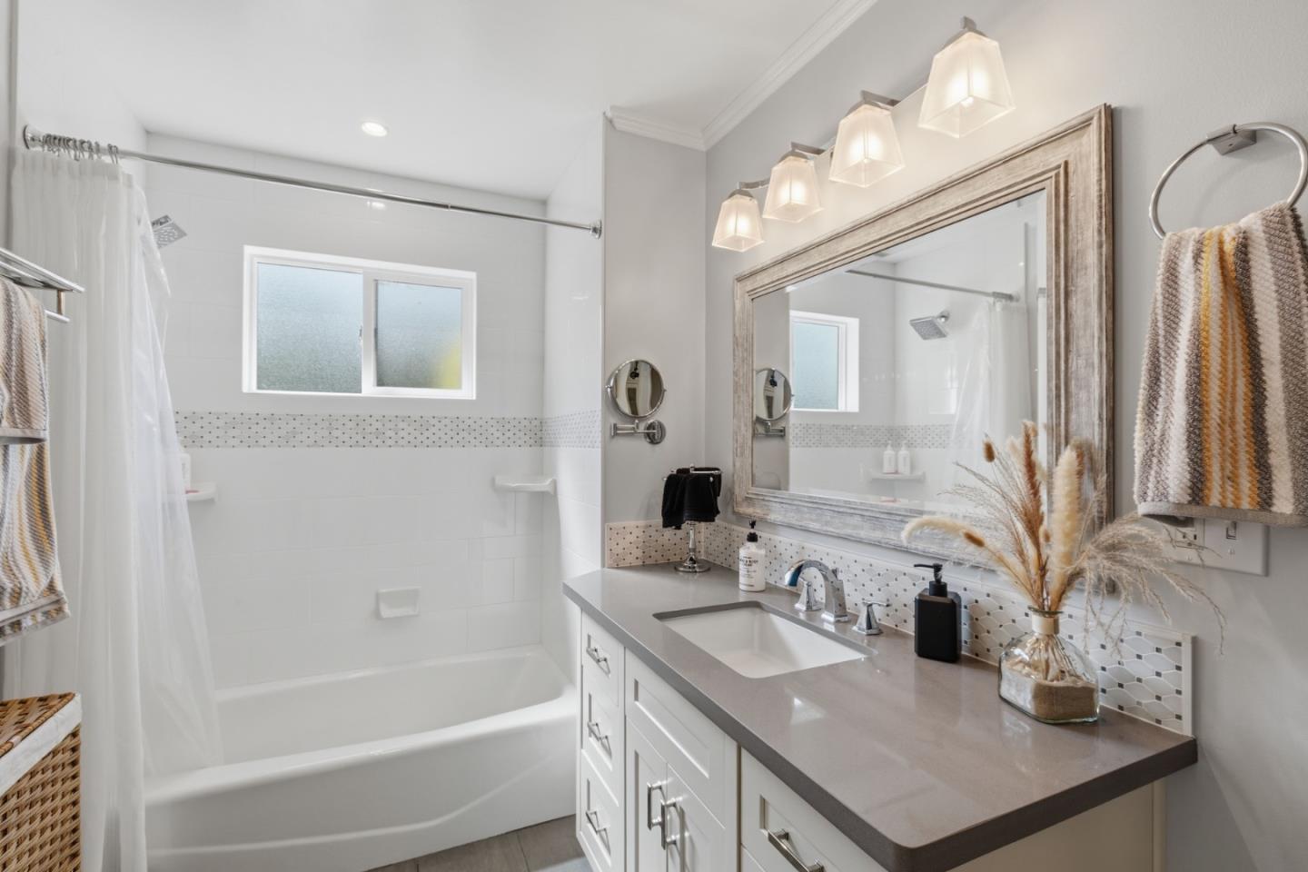 5424 Greenside Drive