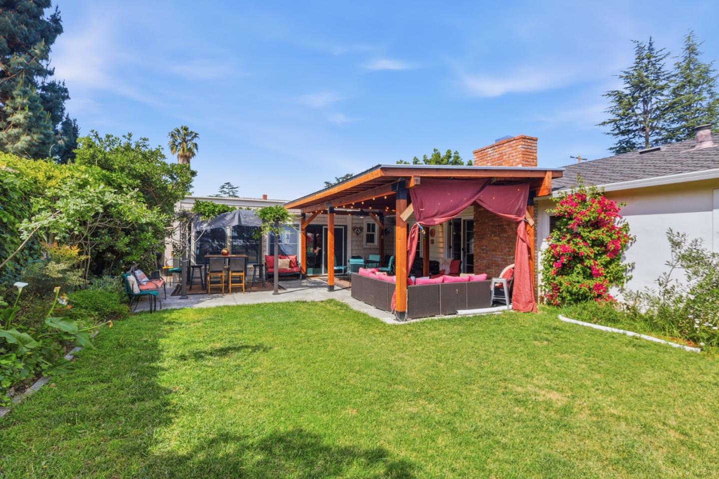 5424 Greenside Drive