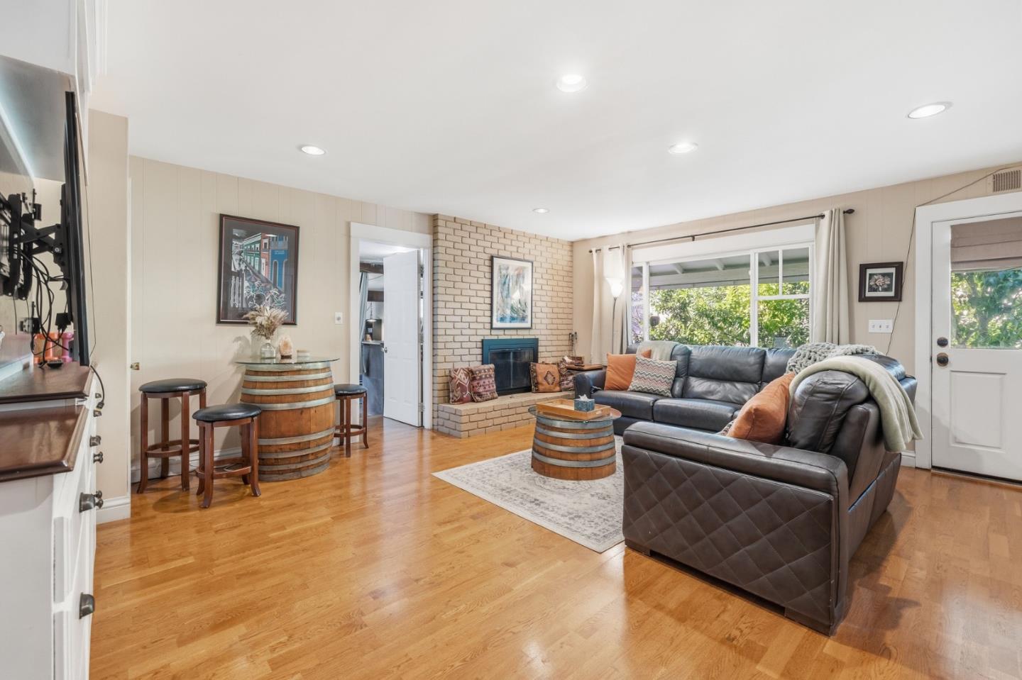5424 Greenside Drive