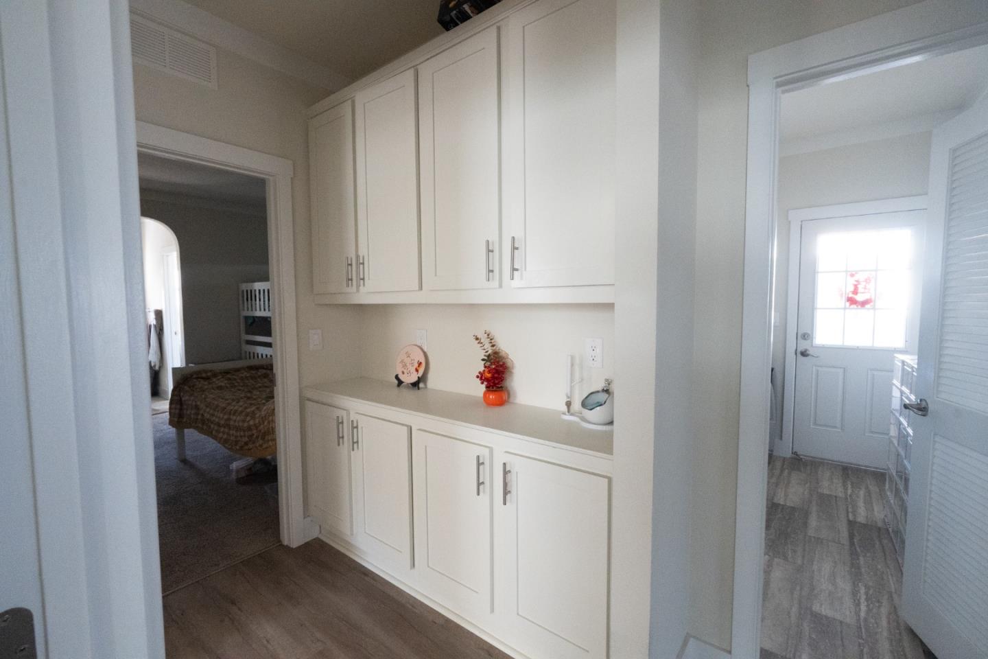 1225 Vienna DR 731