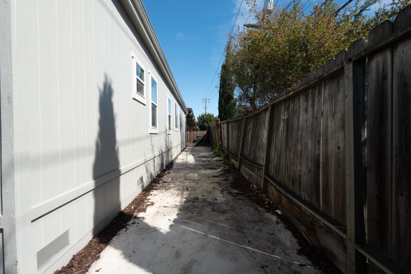 1225 Vienna DR 731