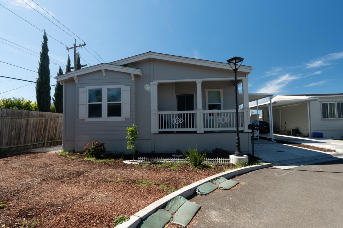 1225 Vienna DR 731