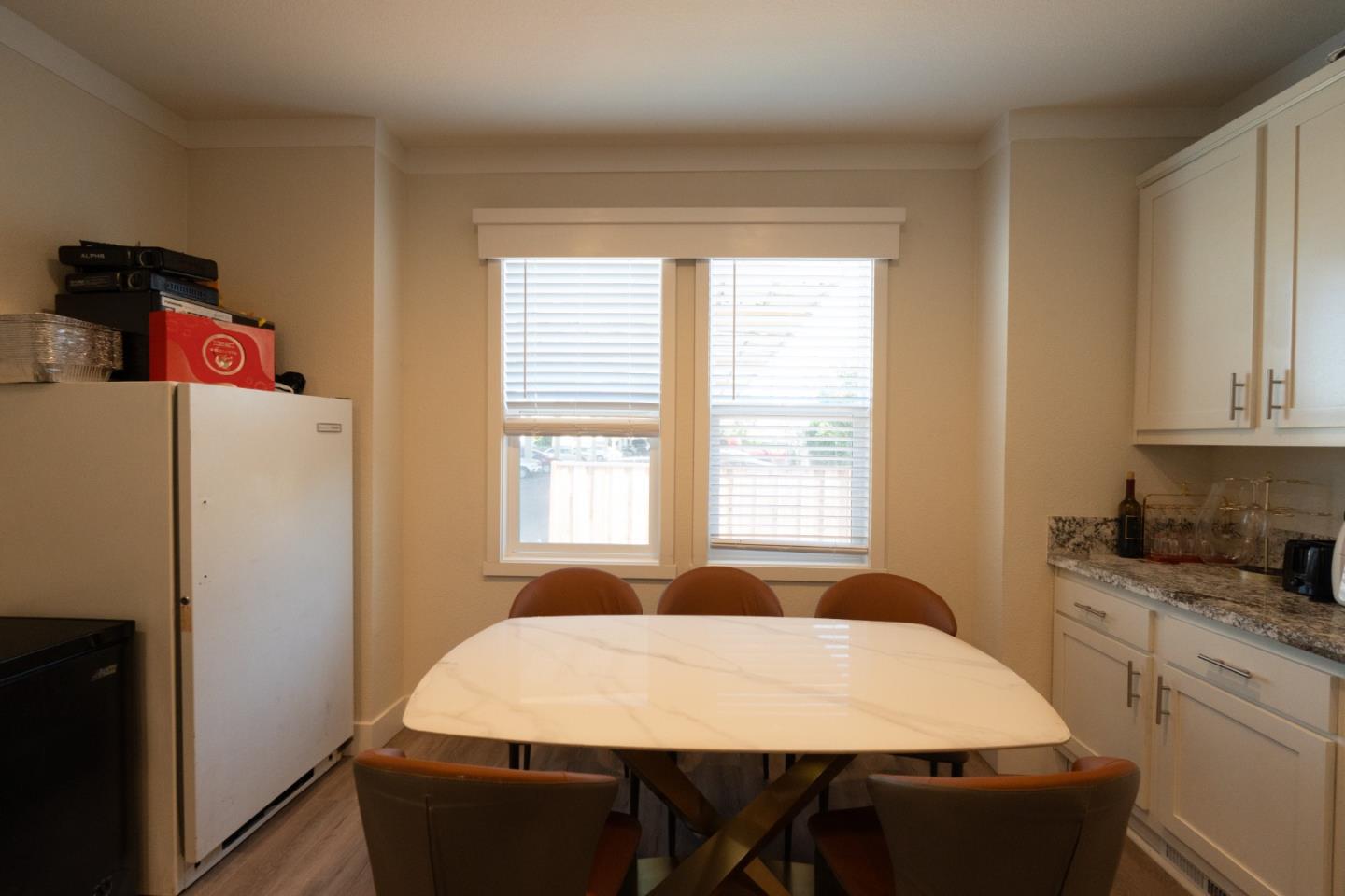 1225 Vienna DR 731