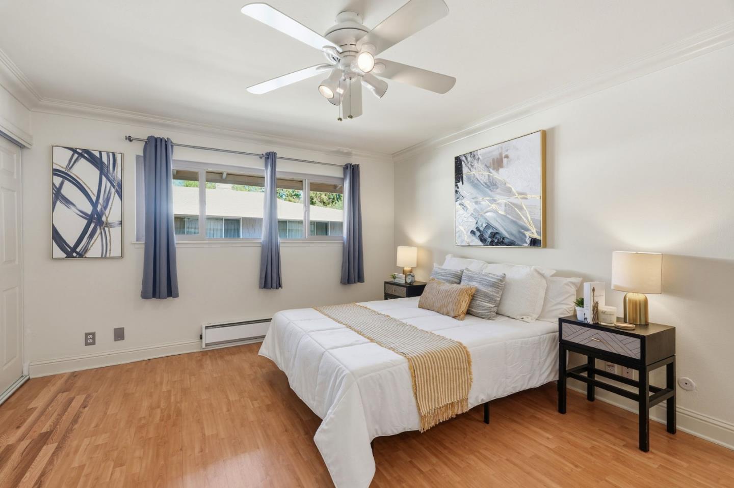 500 West Middlefield Road 20
