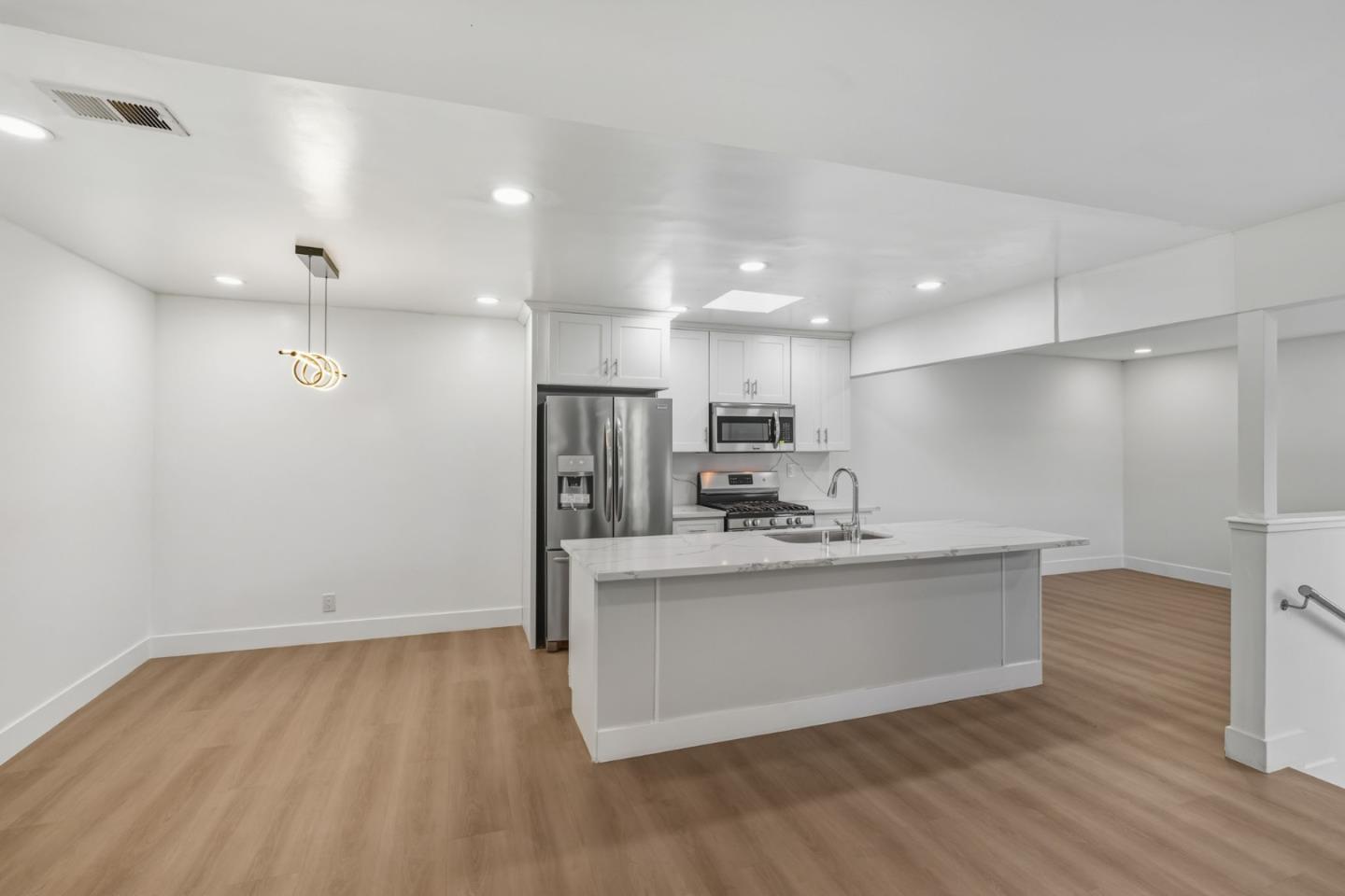 374 Manzanita Court