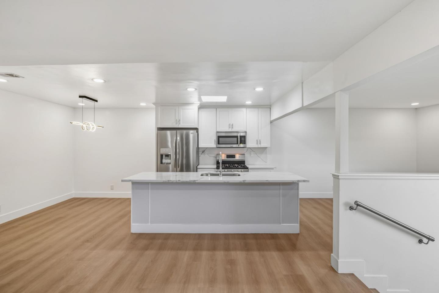 374 Manzanita Court