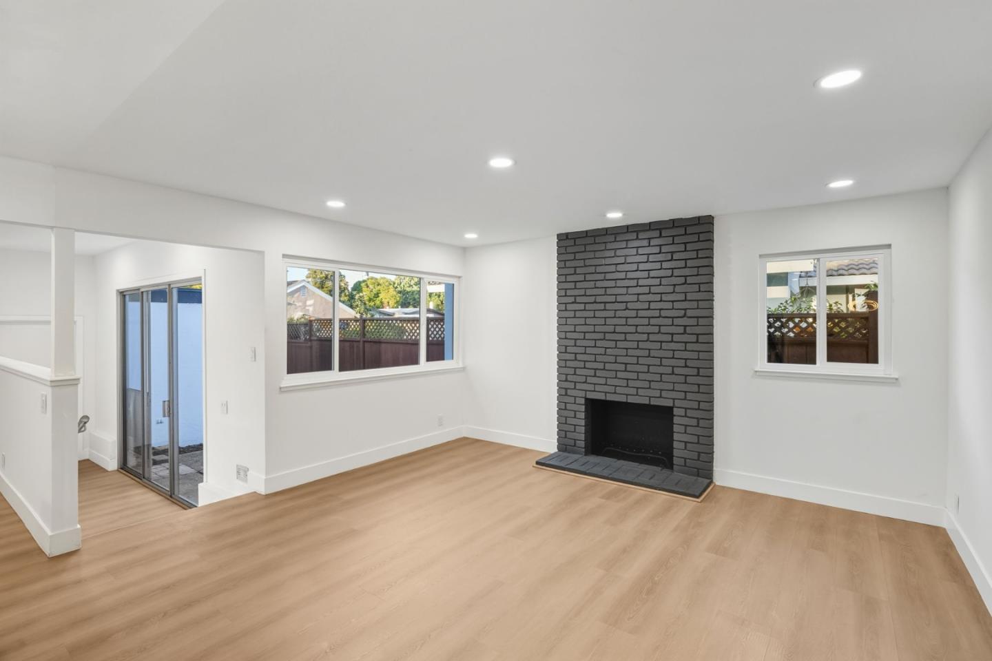 374 Manzanita Court