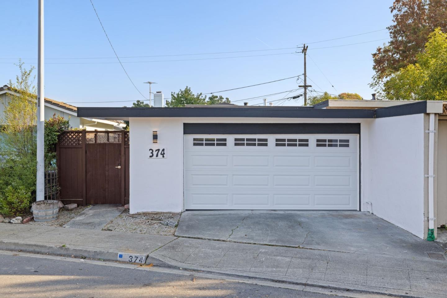 374 Manzanita Court