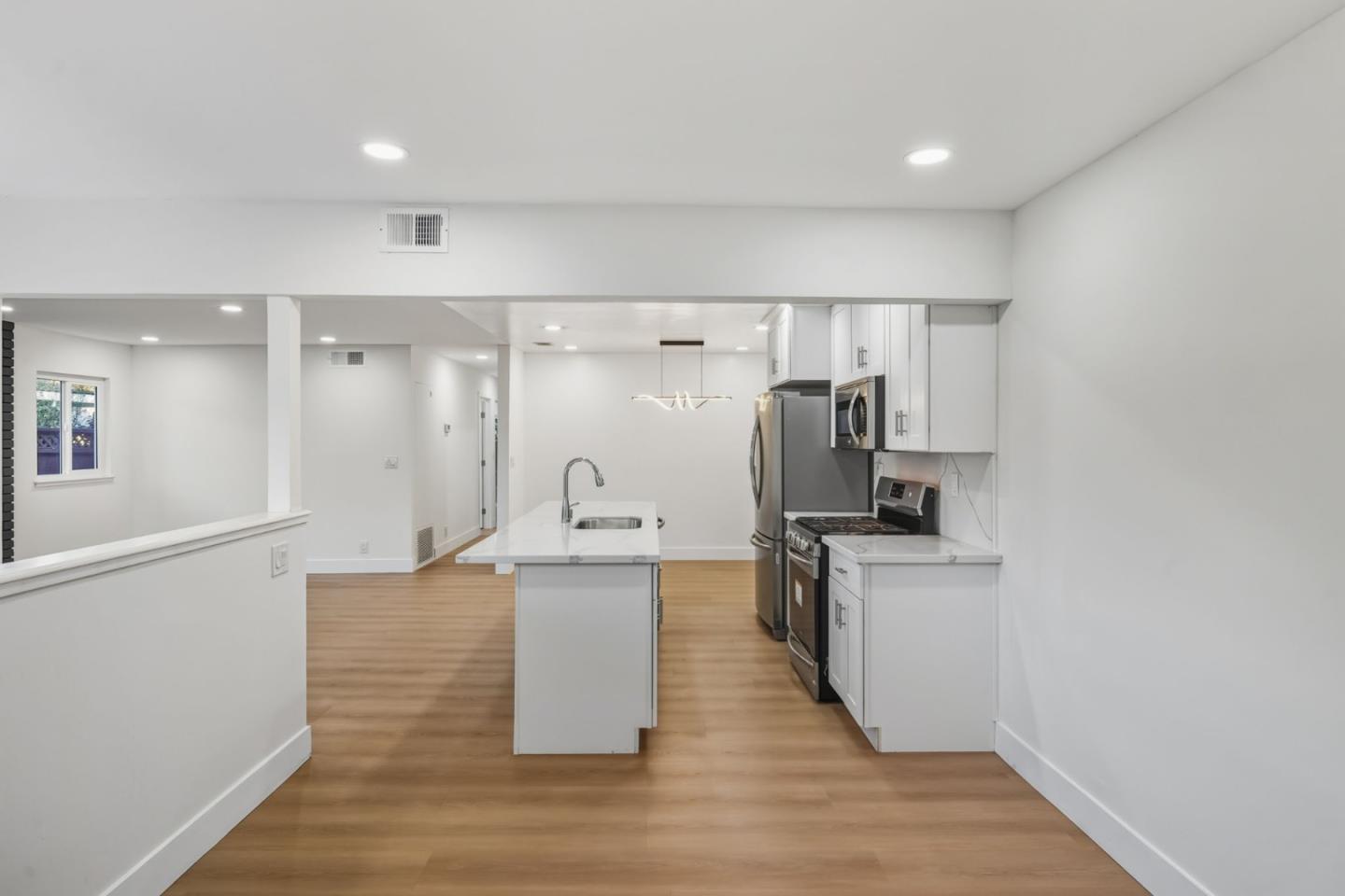 374 Manzanita Court