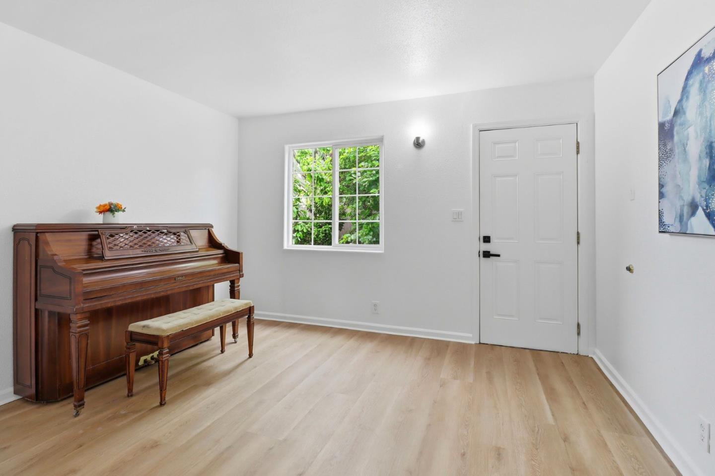 866 Sylvandale Avenue