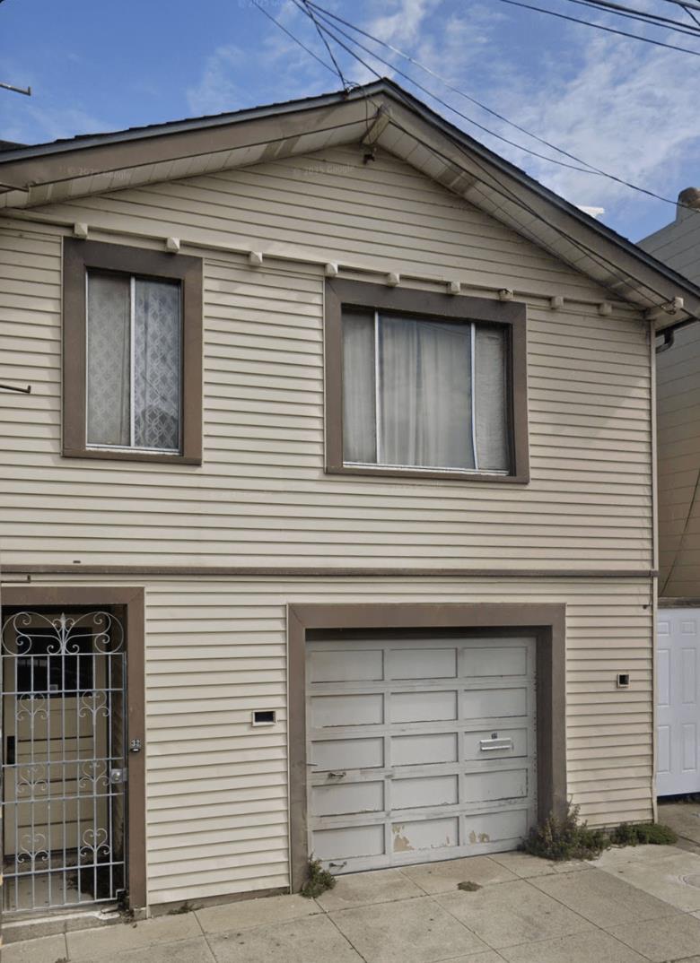 32 Laura Street