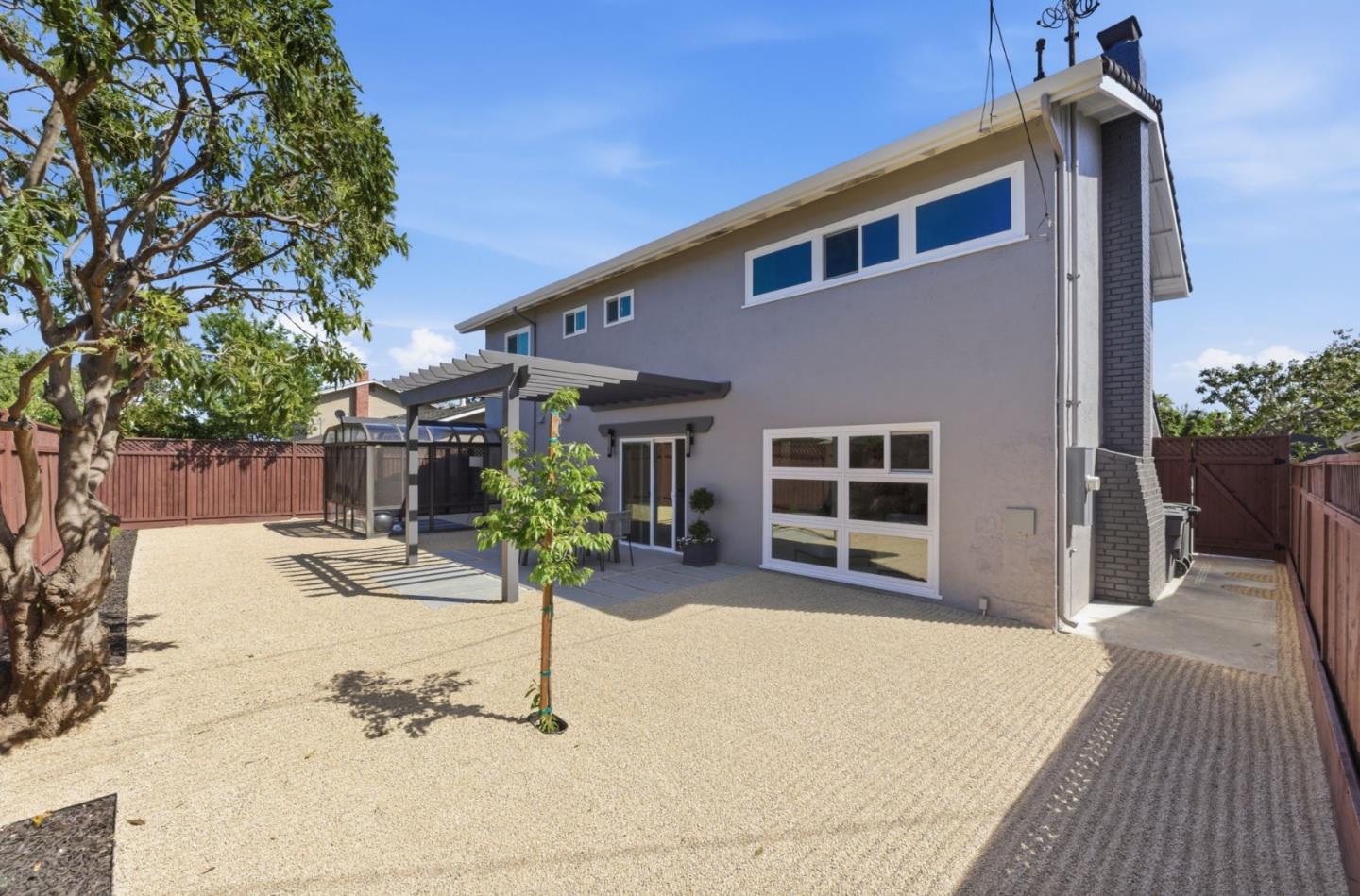 1003 Rosa Avenue