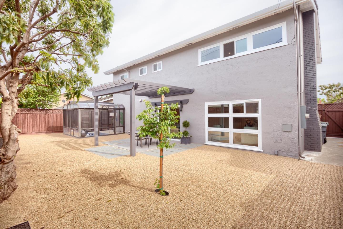 1003 Rosa Avenue