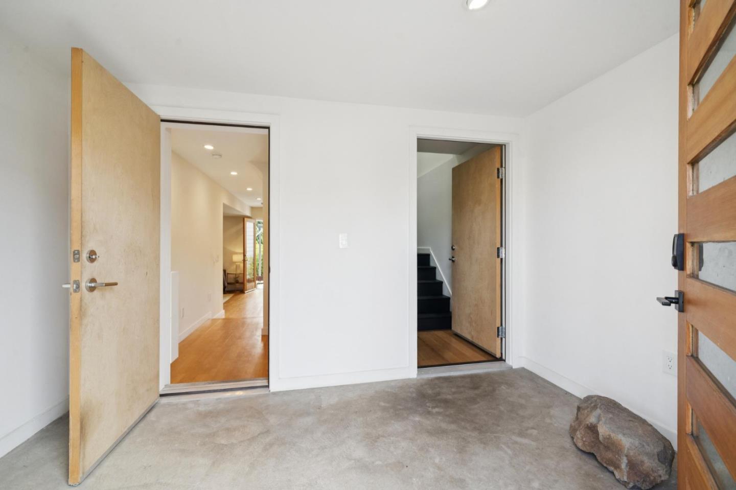 1515 Van Dyke Avenue