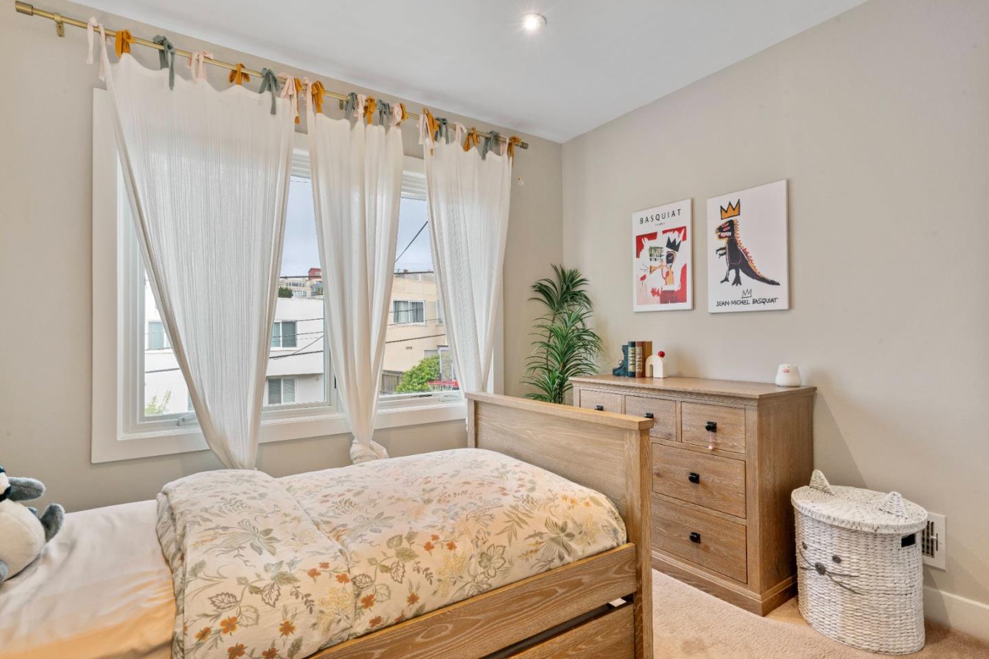 23 Fernwood Avenue